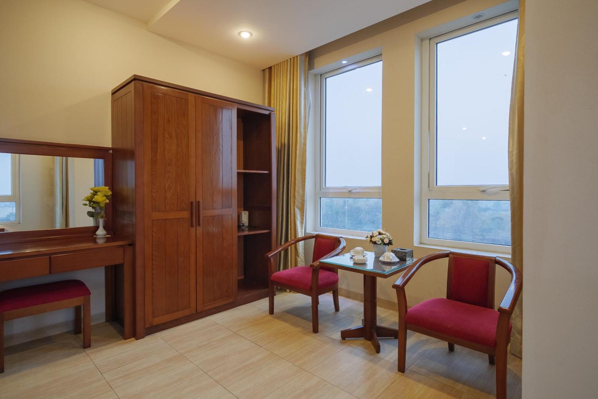 Ngan Ha Hotel Long Bien Hanoi Luaran gambar